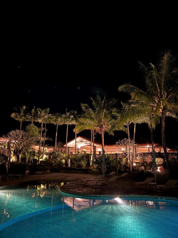 Rivland Resort Païta Buitenkant foto